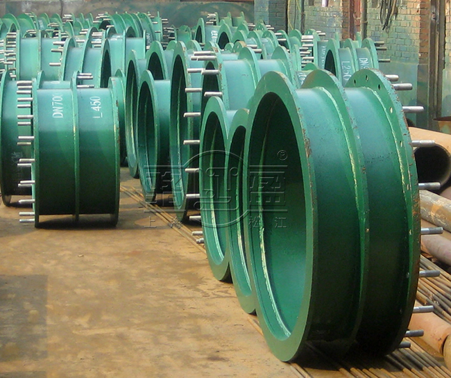 重慶市綦江縣各型號防水套管展示