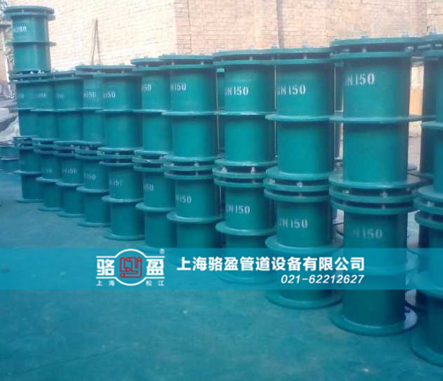 大口徑密閉套管噴漆現(xiàn)場