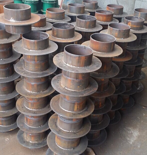 剛性<a href=http://www.www.jiangxiaoju.cn target=_blank class=infotextkey>防水套管</a>半成品日常備貨實景圖