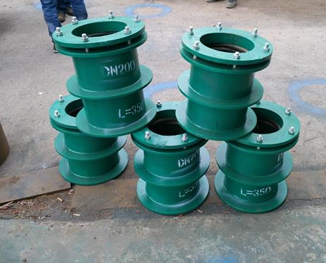 柔性<a href=http://www.www.jiangxiaoju.cn target=_blank class=infotextkey>防水套管</a>發(fā)貨